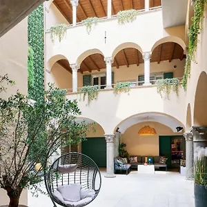 Rego - Boutique With Some Off-site In A Charming Historic District Close To Upper Town Bergame