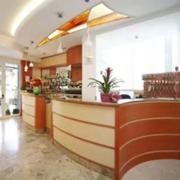 Hotel Zurigo Rimini 3*,